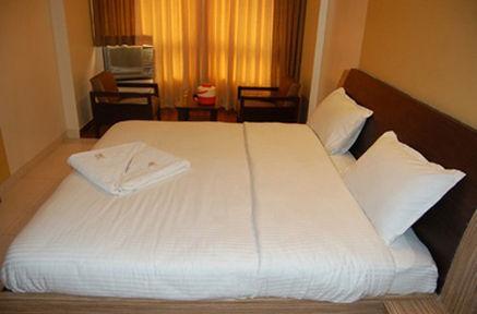 Hotel Bhagyalaxmi Shirdi Værelse billede