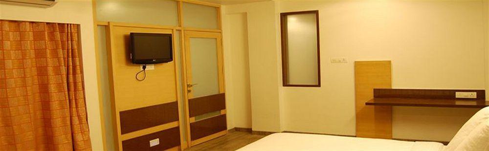 Hotel Bhagyalaxmi Shirdi Eksteriør billede