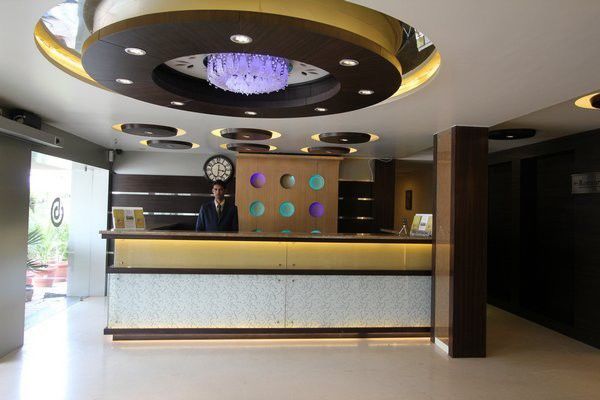 Hotel Bhagyalaxmi Shirdi Eksteriør billede